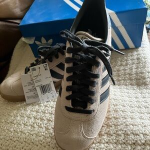 Adidas Gazelle New in Box 8.5